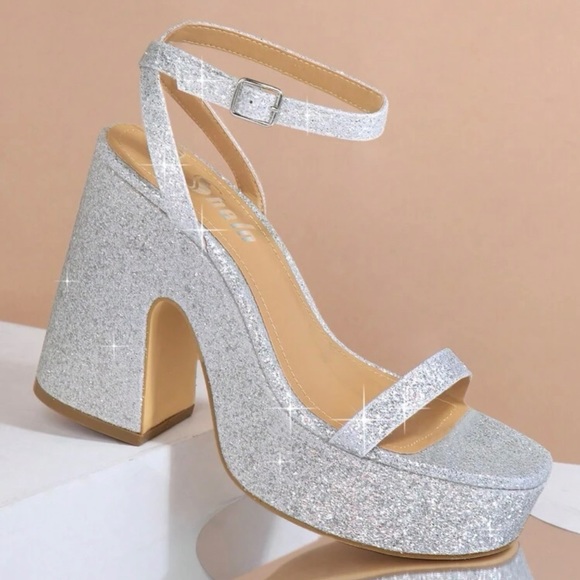 Glamorous Glitter Open Toe Ankle Strap Heeled Sandals *NEW* - Picture 2 of 5